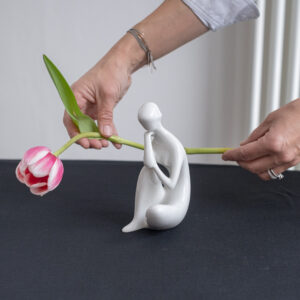 Soška sedící dámy / Dux