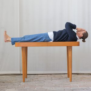 Jídelní stůl / Jitona