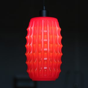 Lustr červená šiška