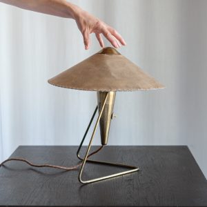 Stolní lampa číňan / H. Frantová