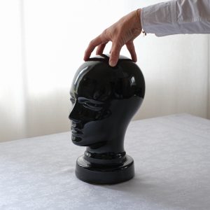 Porcelánová hlava