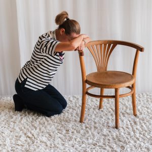 Křesílko z ohýbaného dřeva