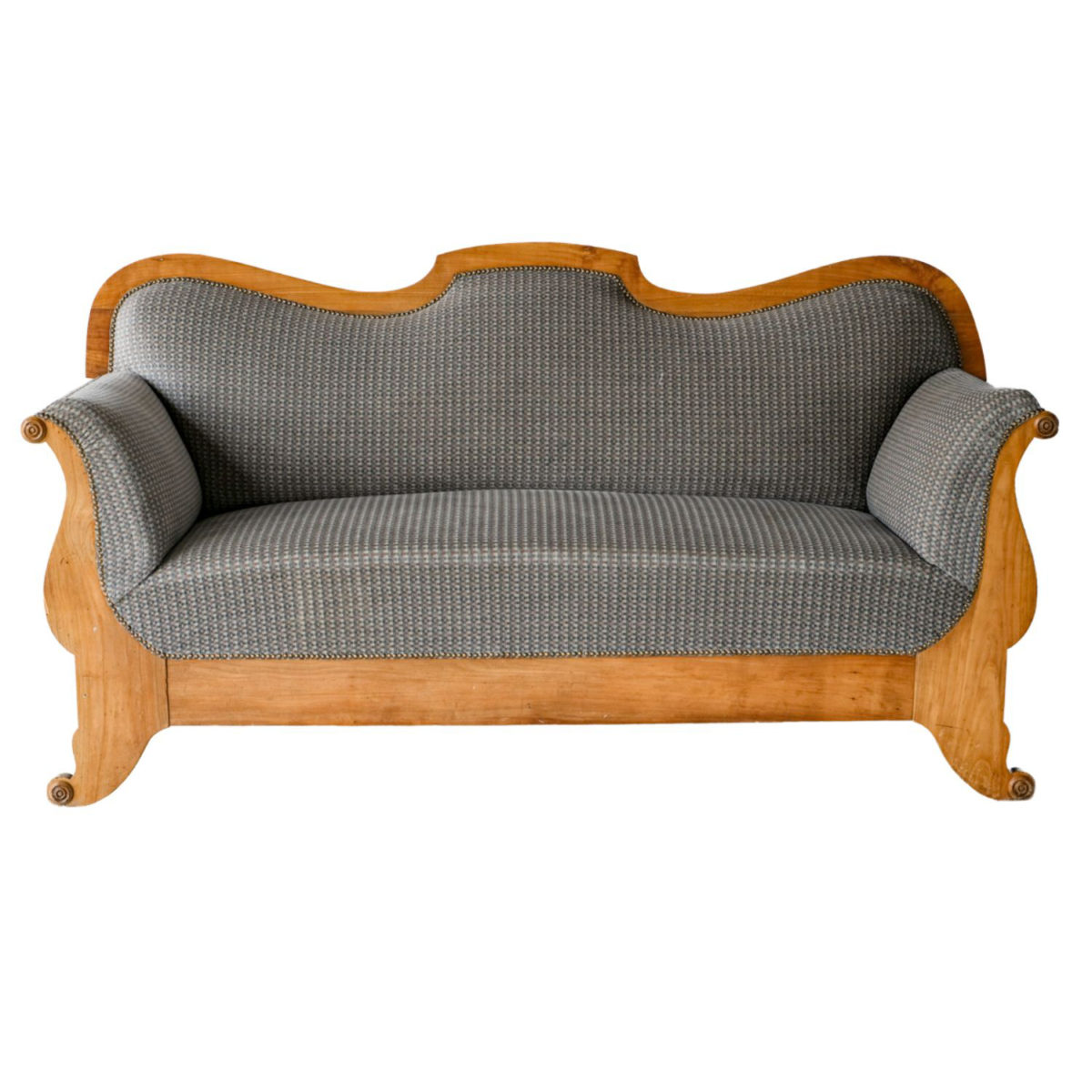 Dřevěné sofa