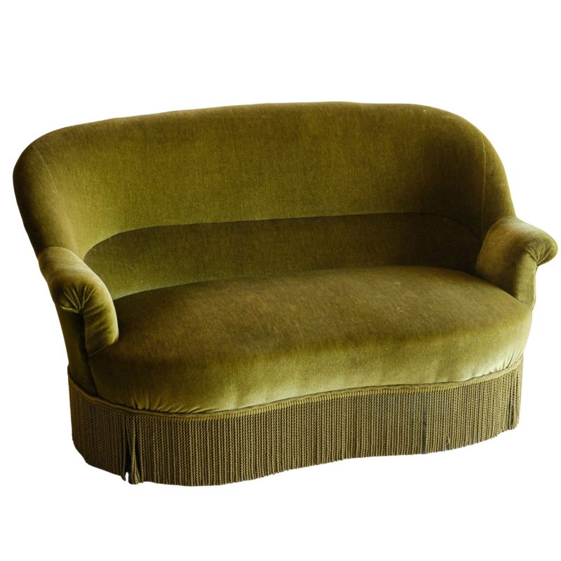 Zelené velvet sofa